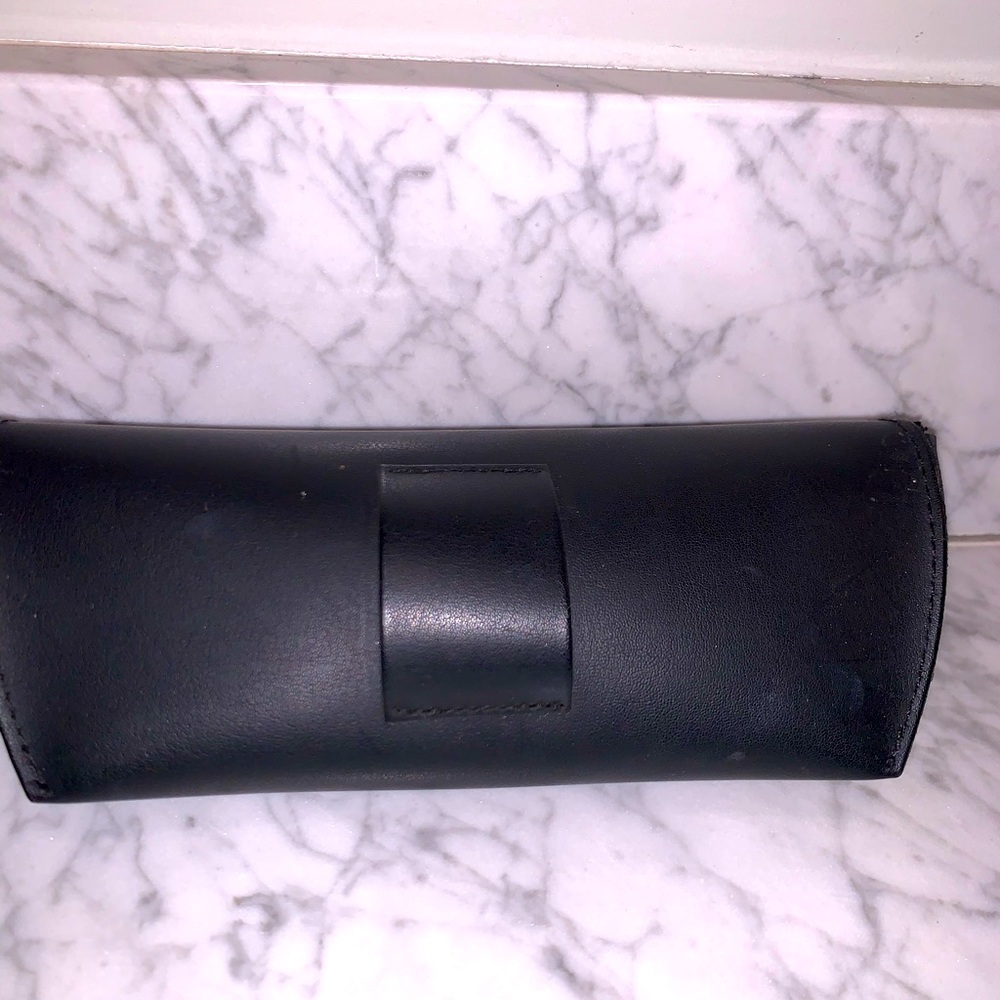 3/$15 ❤️RAY BANS GLASSES CASE! NWOT! NEVER USED! EXCELLENT CONDITION! - Picture 5 of 5